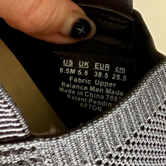 Life Stride Black Heels, size 8.5 (like new, excellent condition) - Picture 5 of 14